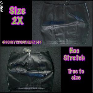 Plus size mini skirt